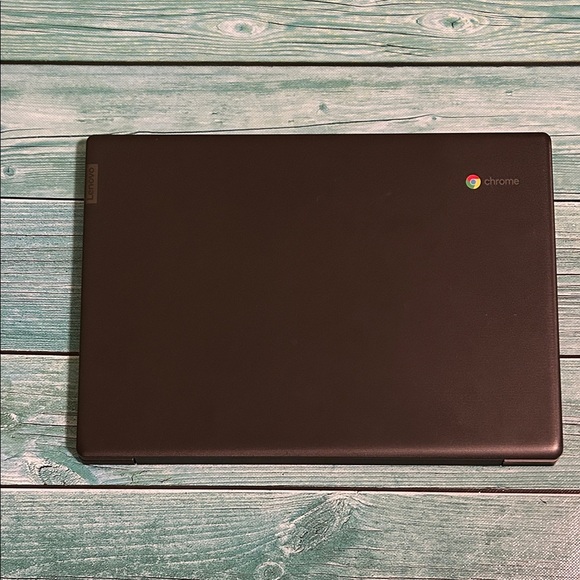 Lenovo Chromebook - Dark Gray - Picture 3 of 5